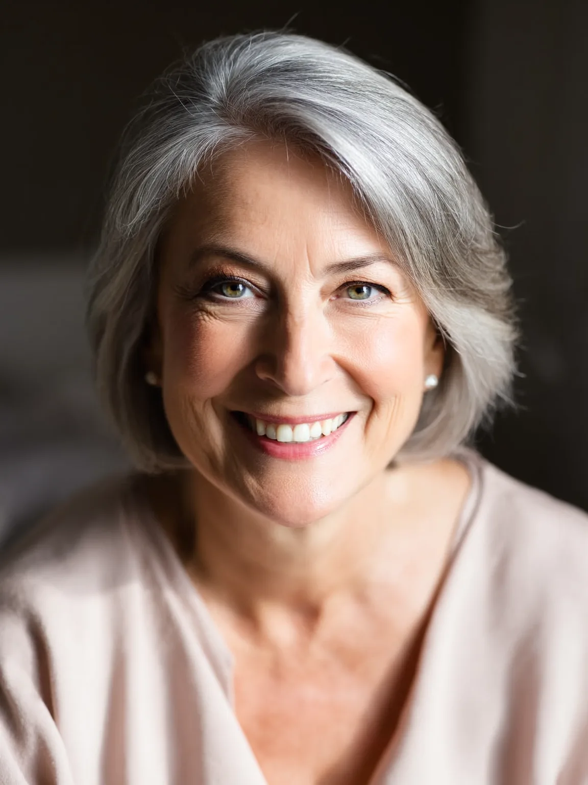 Classic Silver Bob with Soft Rounded Layers