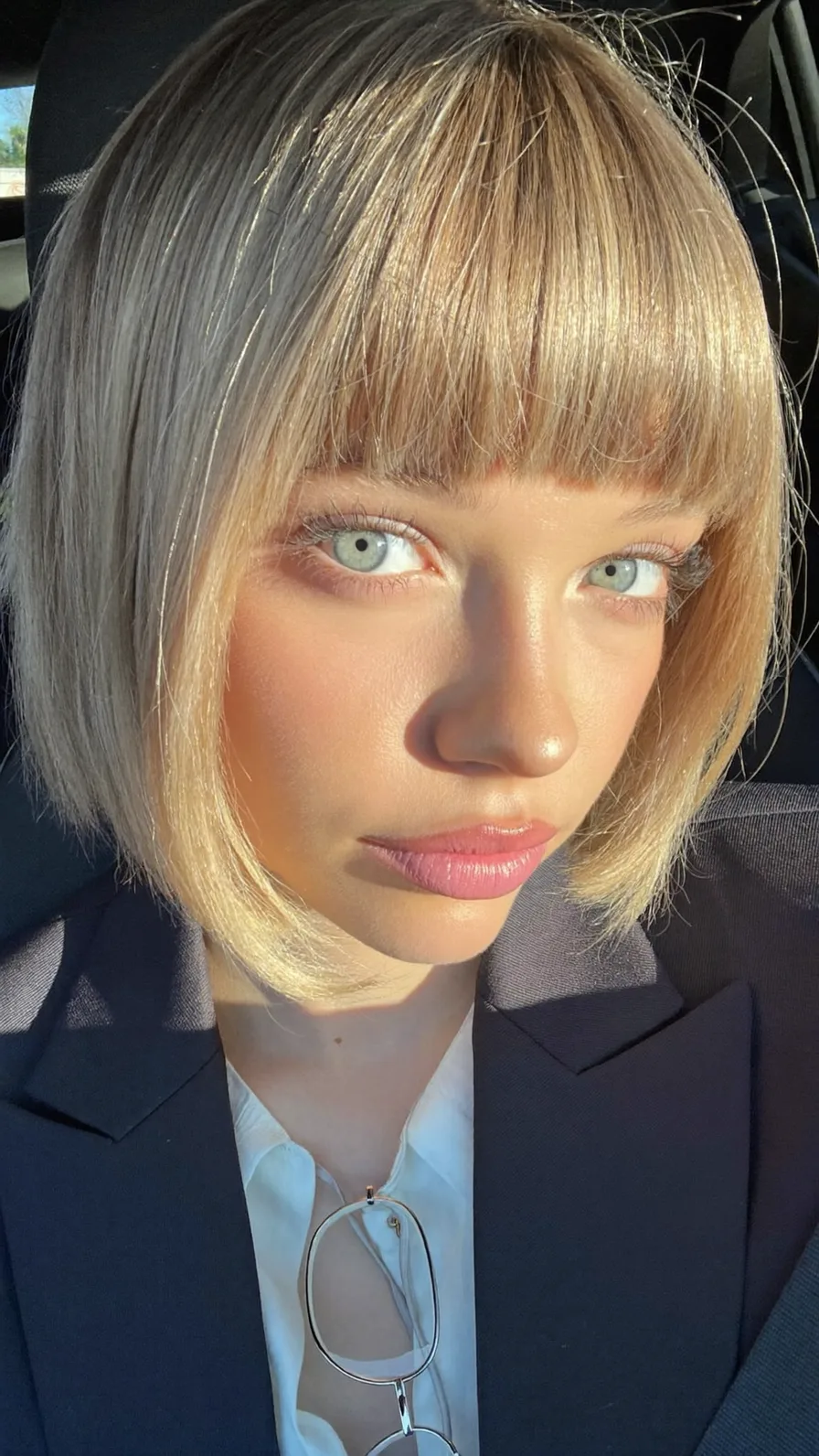 Chin-Length Blunt Bob with Straight Blunt Bangs