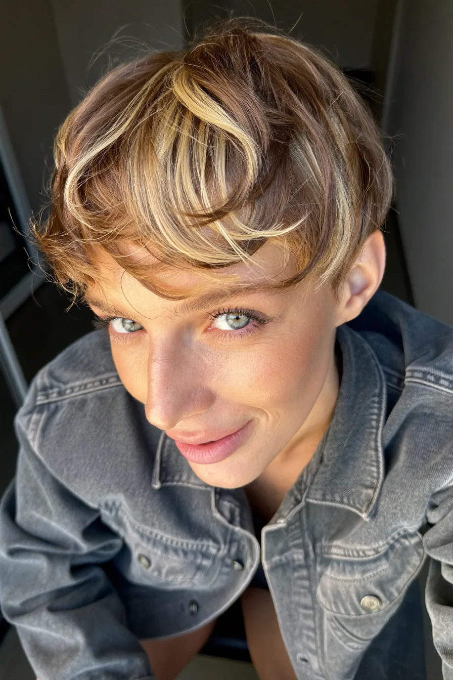 Textured Balayage Blonde Bob with Soft Face-Framing Layers