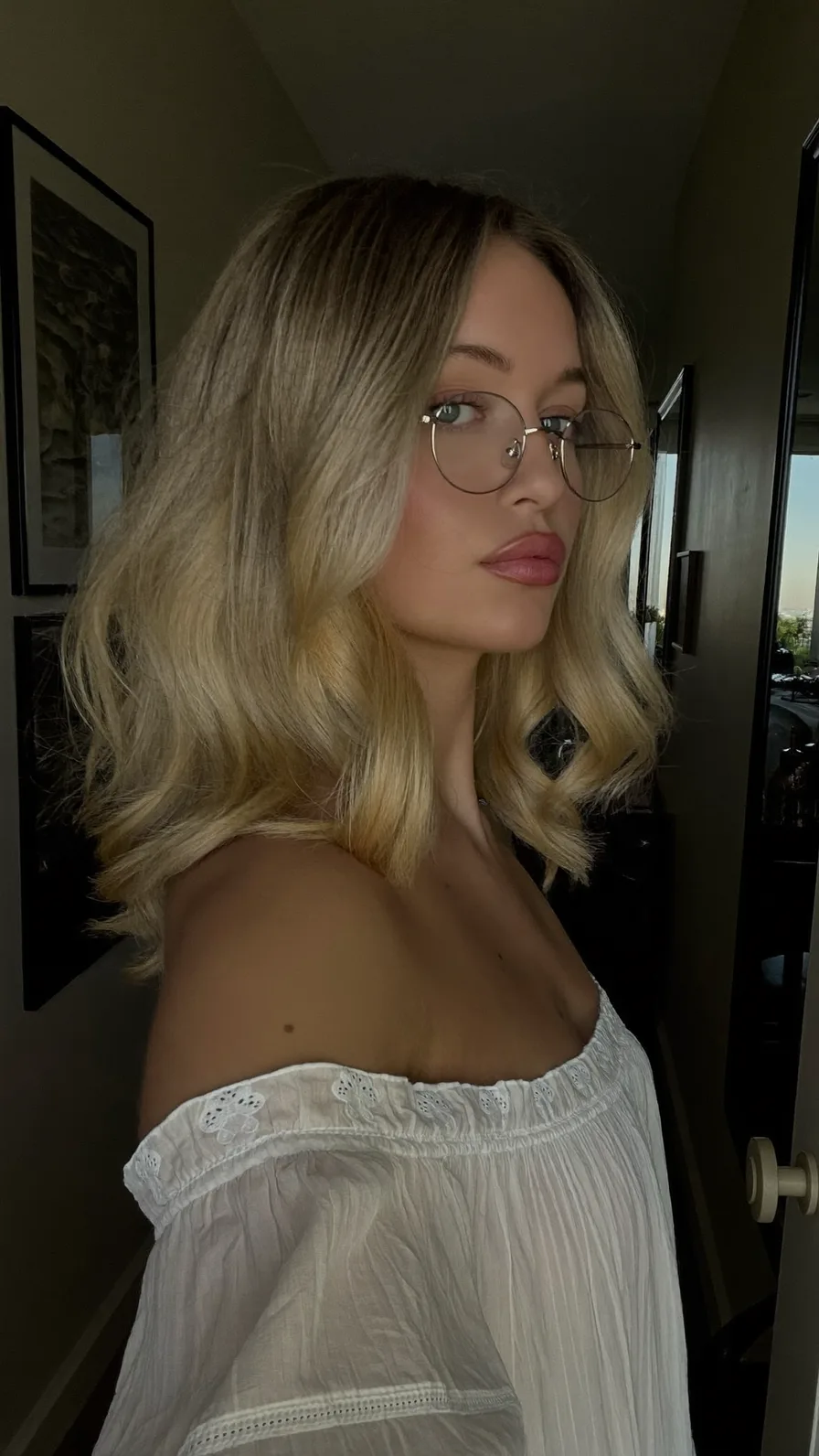 Modern Ash Blonde Balayage Shoulder-Length Long Layers