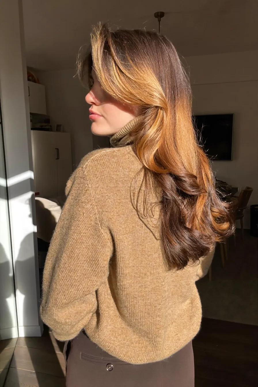 Glossy Caramel Balayage Brunette Waves for Effortless Volume