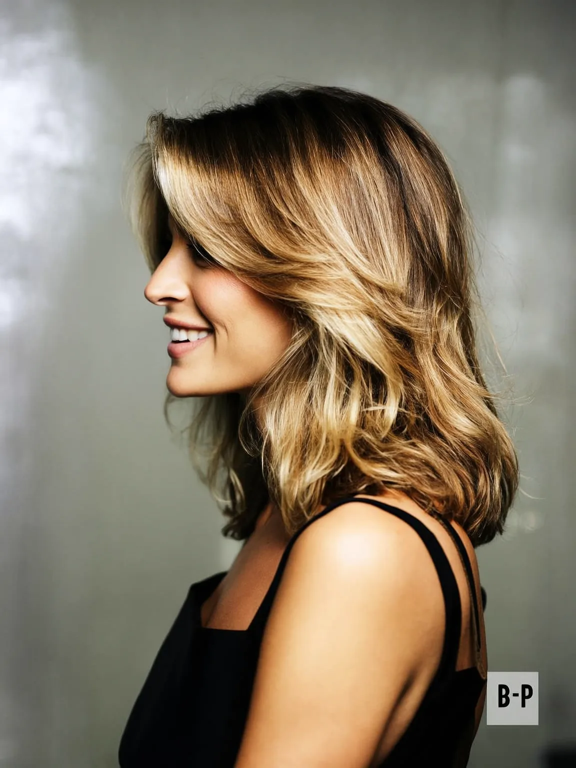 Soft Wavy Lob with Honey Blonde Balayage