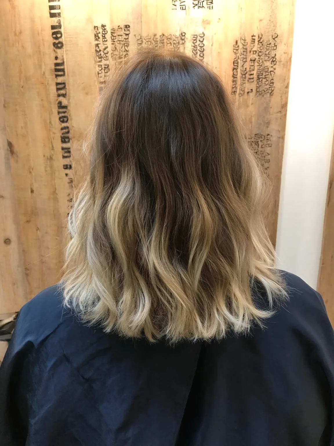 Wavy Shoulder-Length Lob with Honey Blonde Balayage