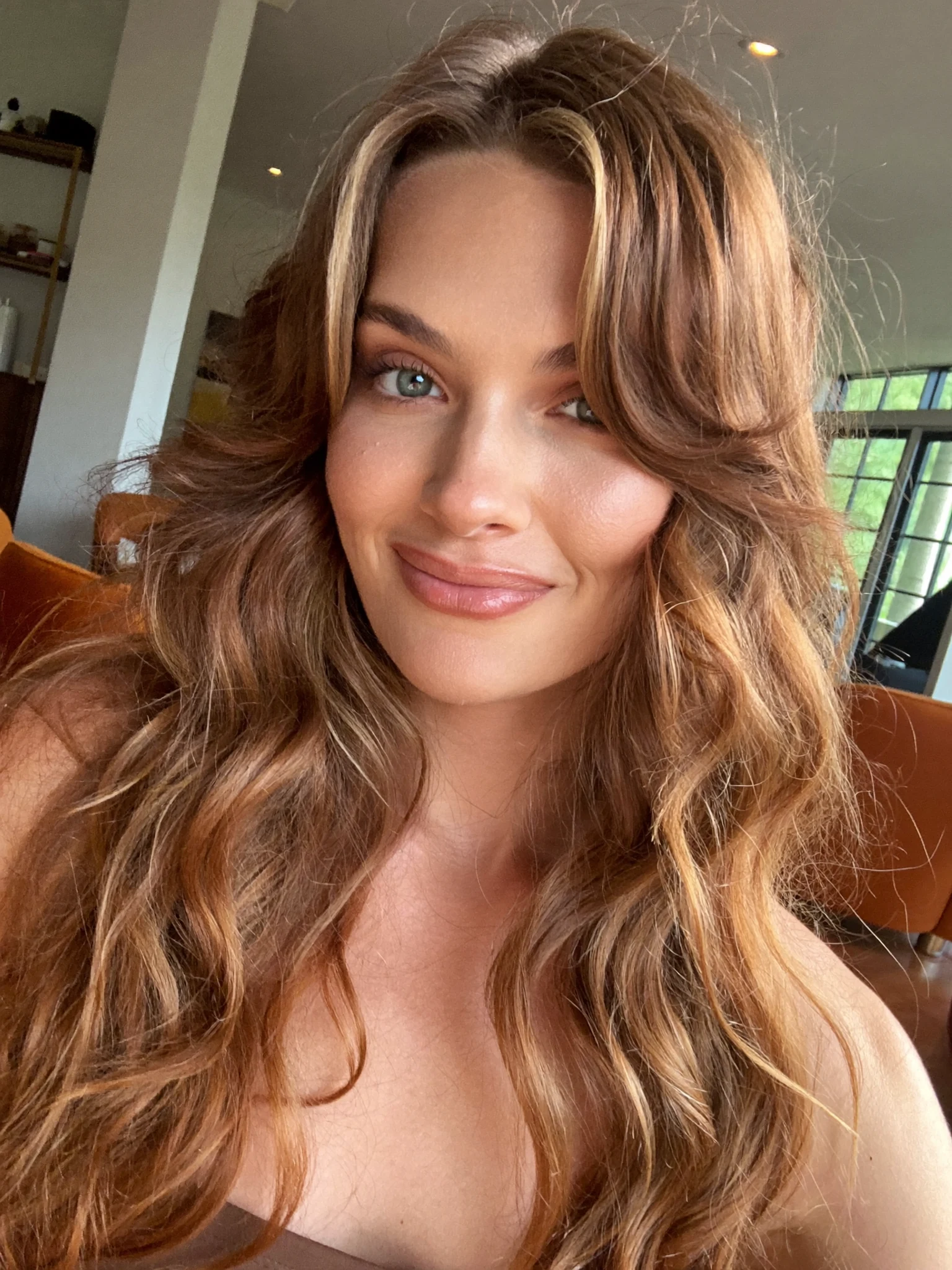 Long Bronde Lob with Airy Curtain Bangs and Subtle Waves