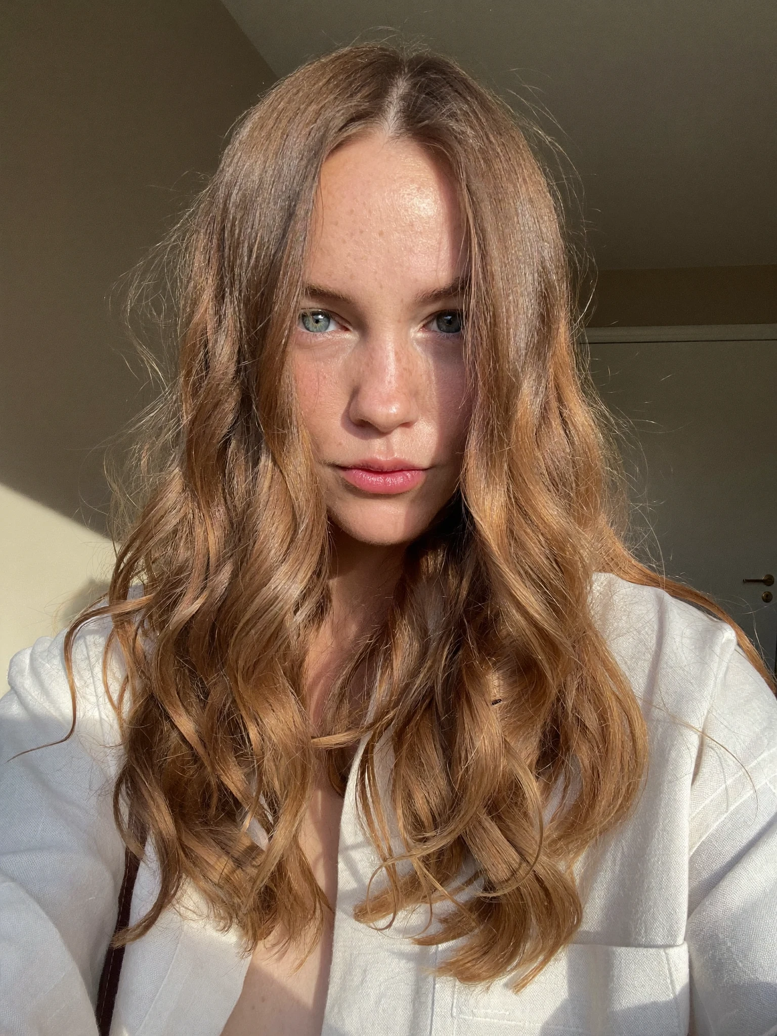 Collarbone Lob with All-Over Vibrant Caramel Tone