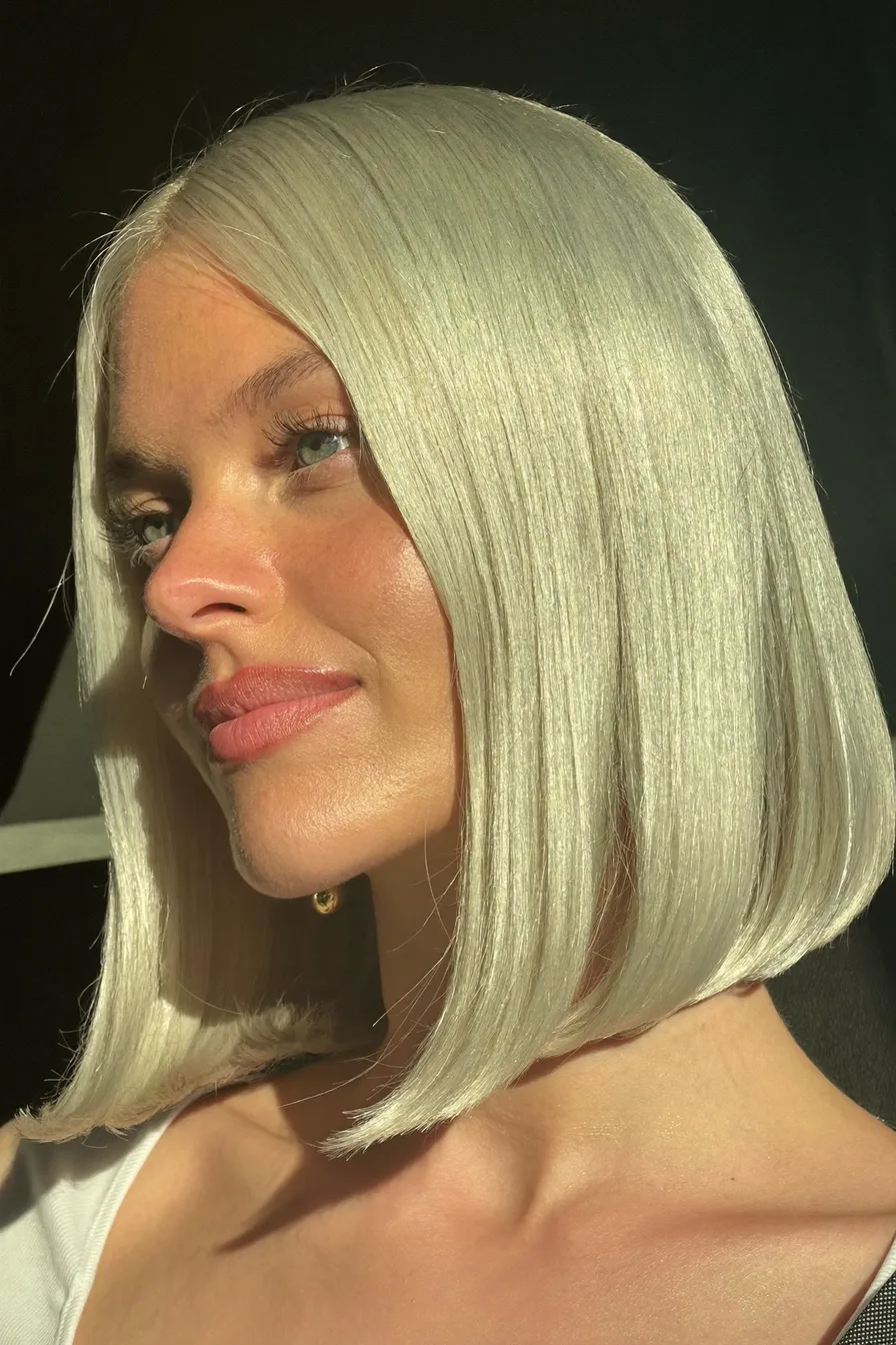 Sleek Platinum Blunt Bob for a High-Impact Modern Look