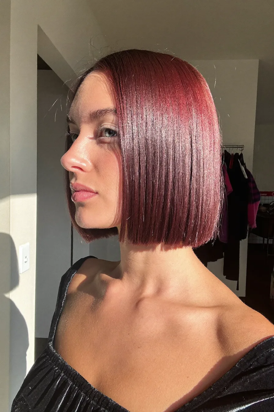 Sleek Chin-Length Blunt Bob in Vibrant Burgundy Red