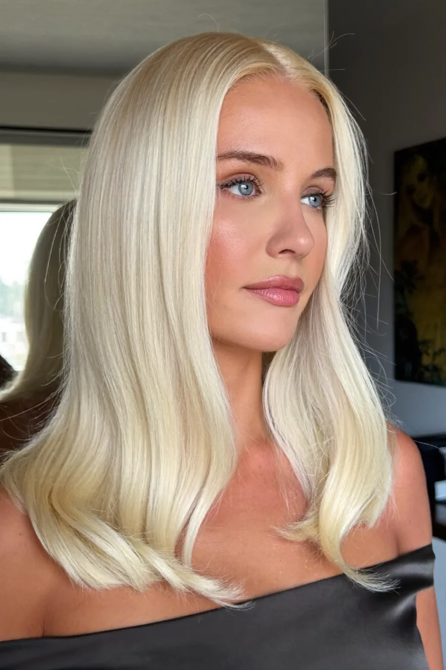 Chic Blunt Bob Without Bangs for Sleek, Face-Framing Elegance