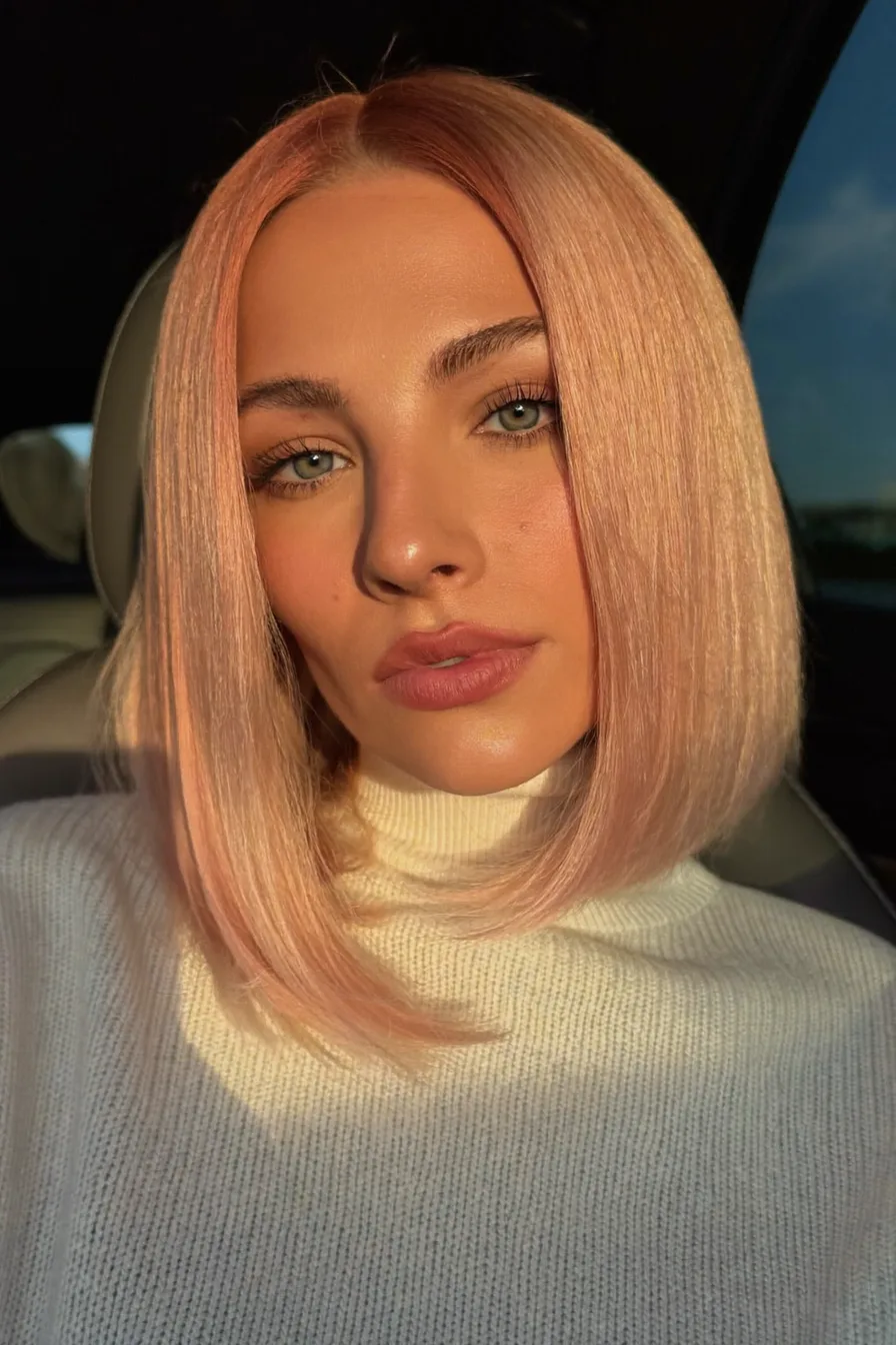 Sleek Center-Parted Blunt Bob With No Bangs for Effortless Elegance