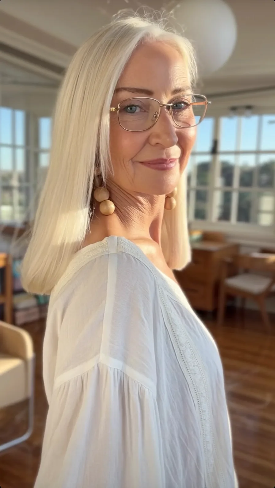 Sleek Platinum Silver Blunt Bob with Side Part