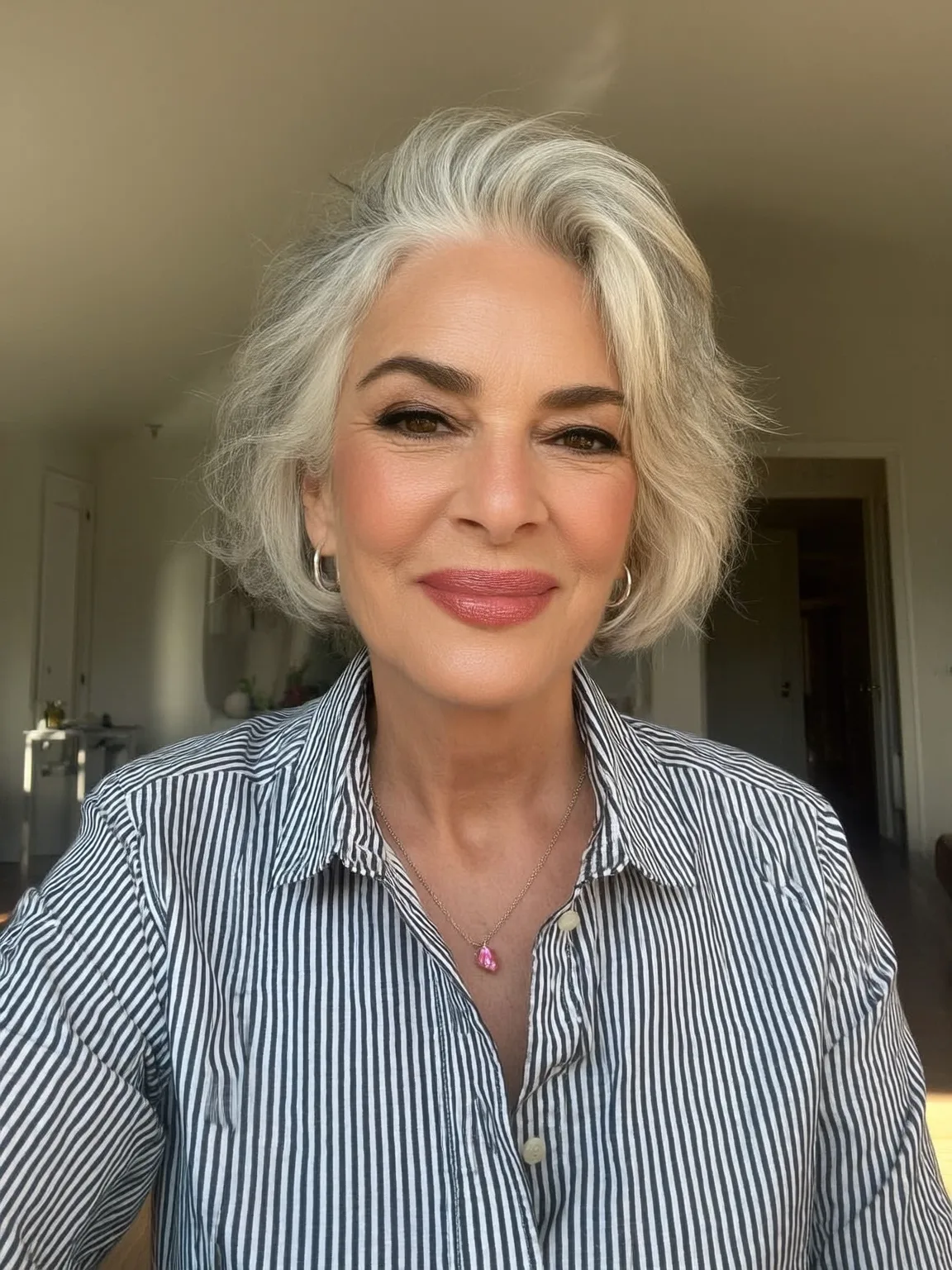 Wavy Silver Frost Bob Without Bangs