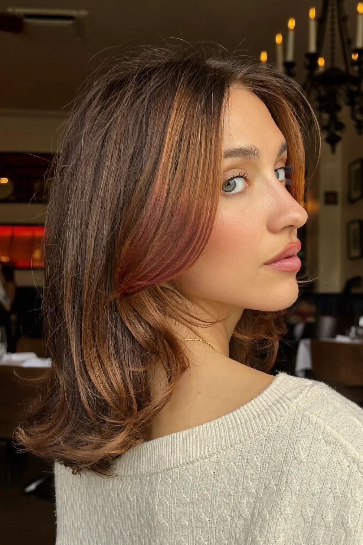 Natural Brunette Wavy Lob with Chunky Face-Framing Highlights