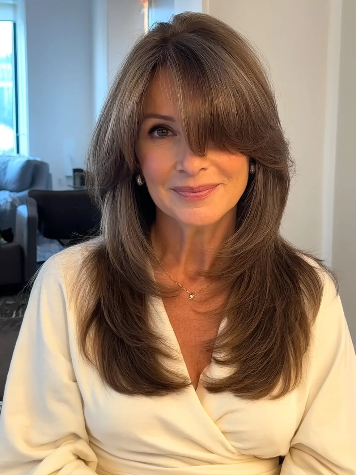 Medium Layered Cut with Soft Ash Brown Tint