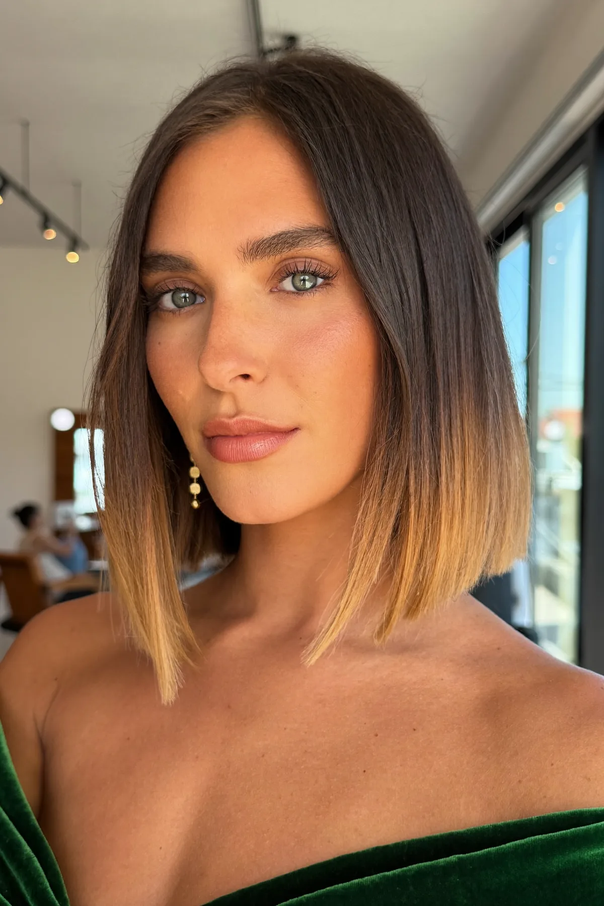 Sleek Straight Chin-Length Bob with Caramel Bronde Balayage