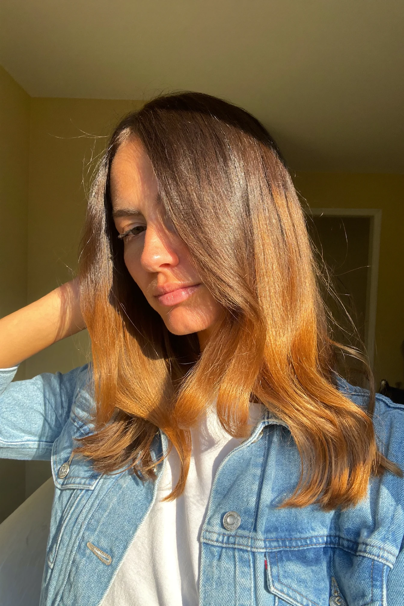 Collarbone-Length Lob with Face-Framing Layers