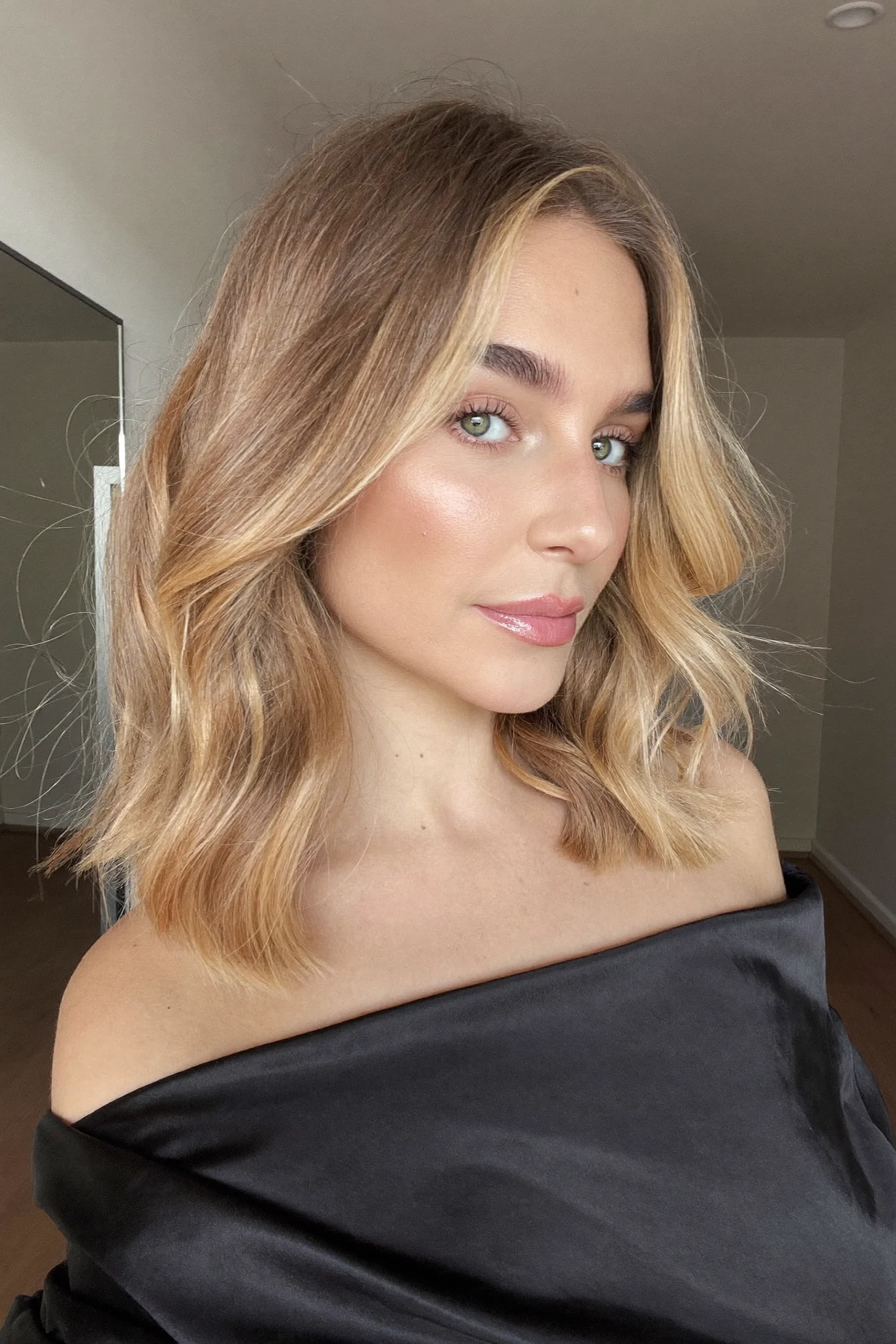 Caramel Balayage Lob: What To Ask Your Stylist For