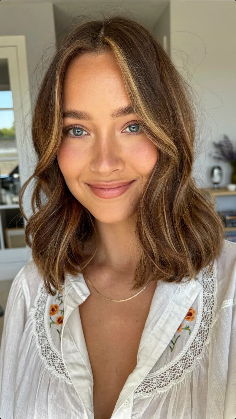Soft Medium Length Wavy Hair with Caramel Balayage Highlights