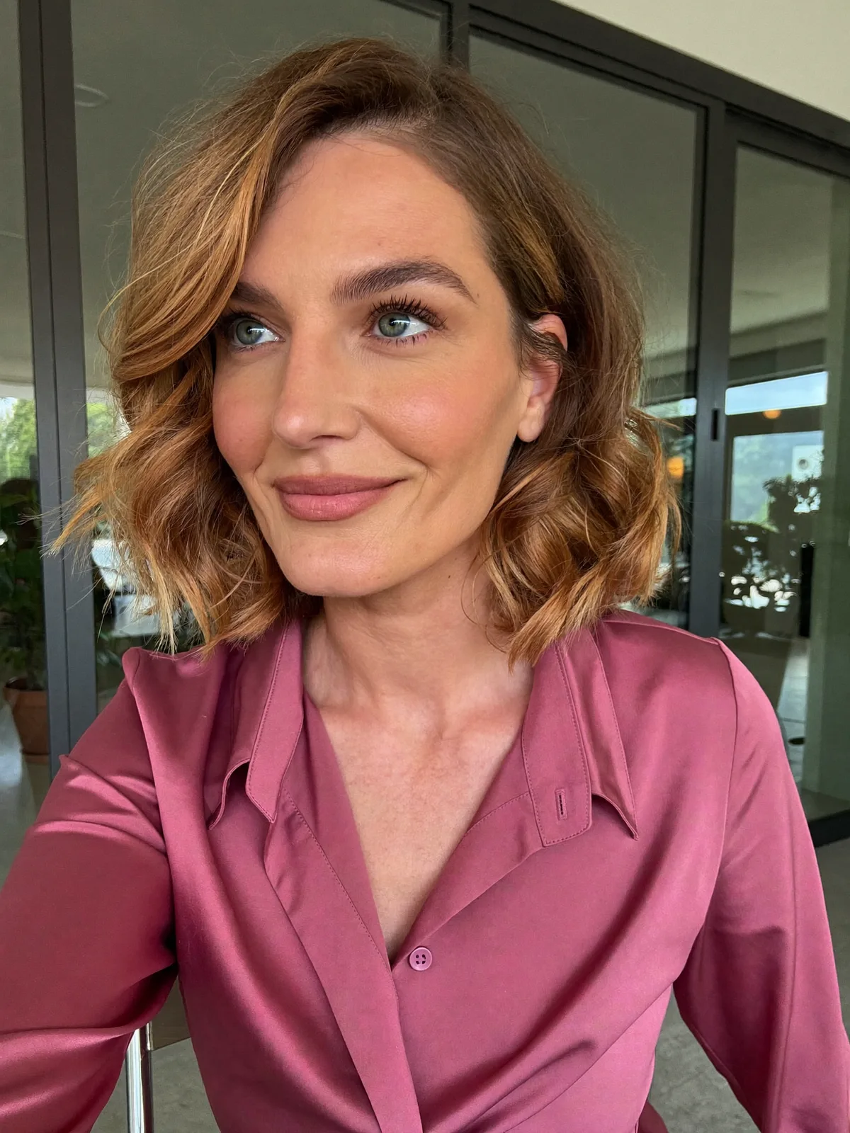 Warm Caramel Brown Textured Wavy Bob with Side Part