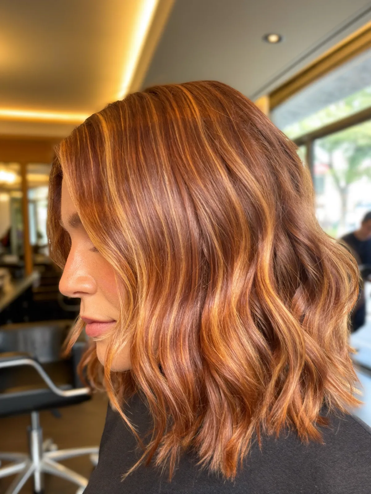 Golden Caramel Wavy Lob with Subtle Face-Framing Layers