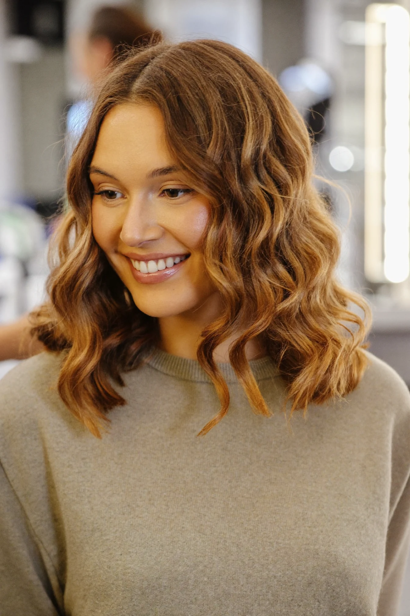 Shoulder-Length Bronde Lob with Tight S-Waves