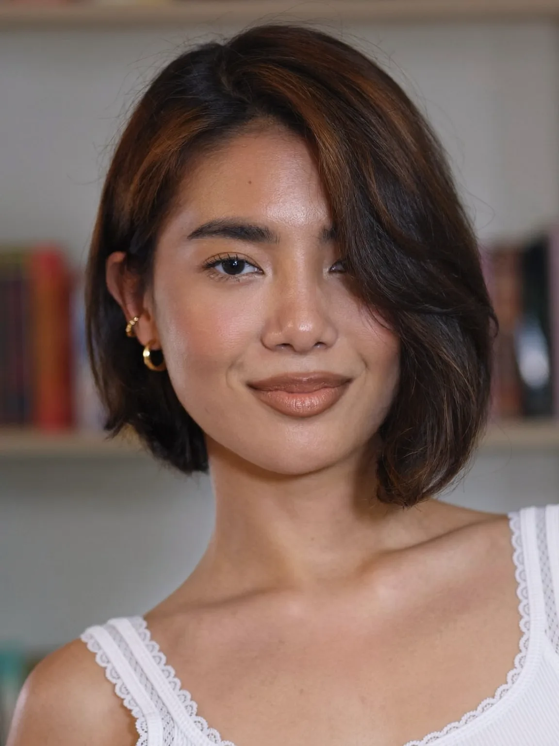 Chin-Length Blunt Bob with Warm Chestnut Hue