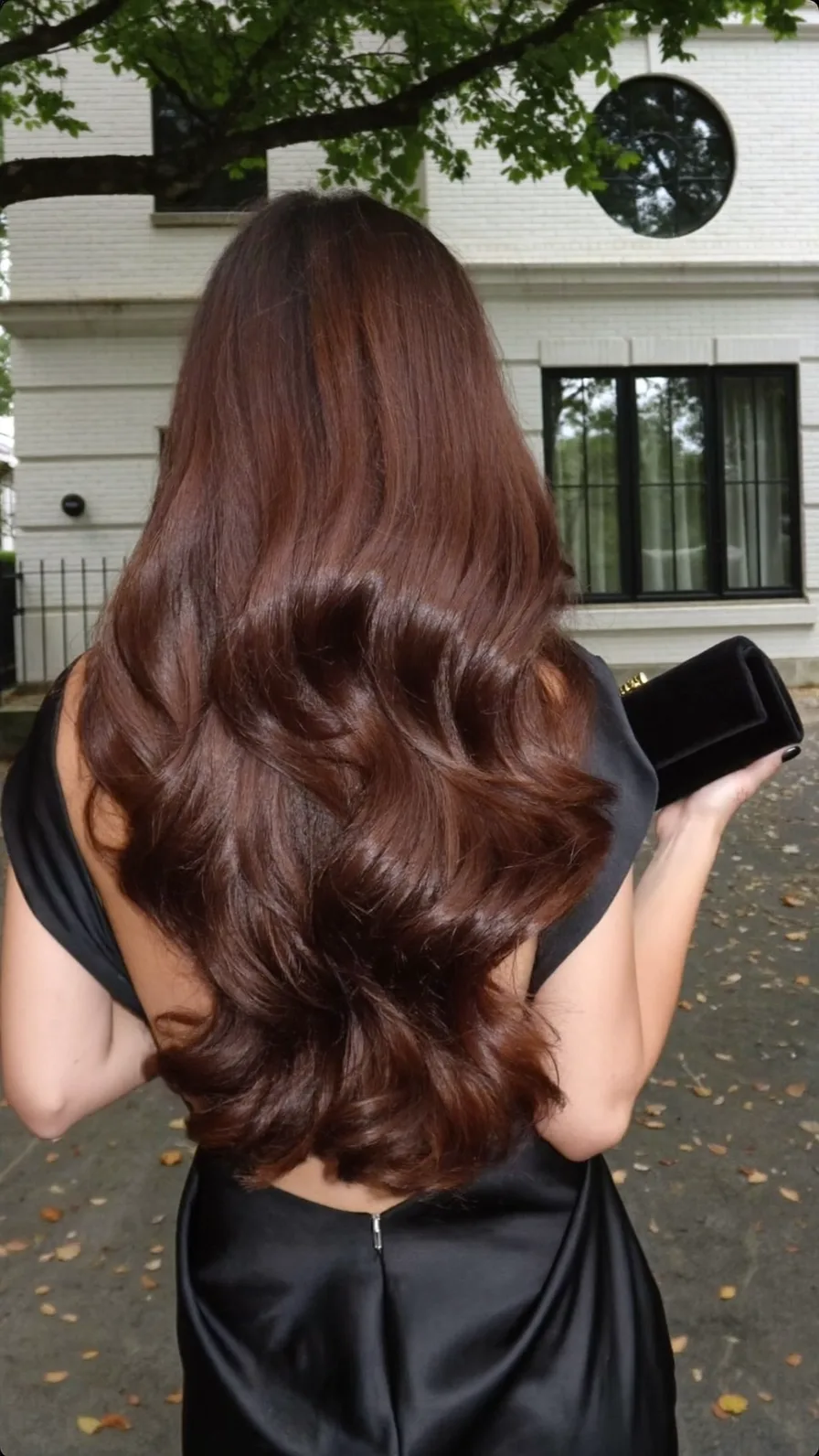Elegant Long Chestnut Brown Waves with Rounded Layers