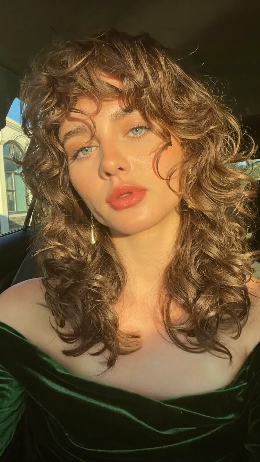 Textured Shag with Curtain Bangs for Voluminous Waves