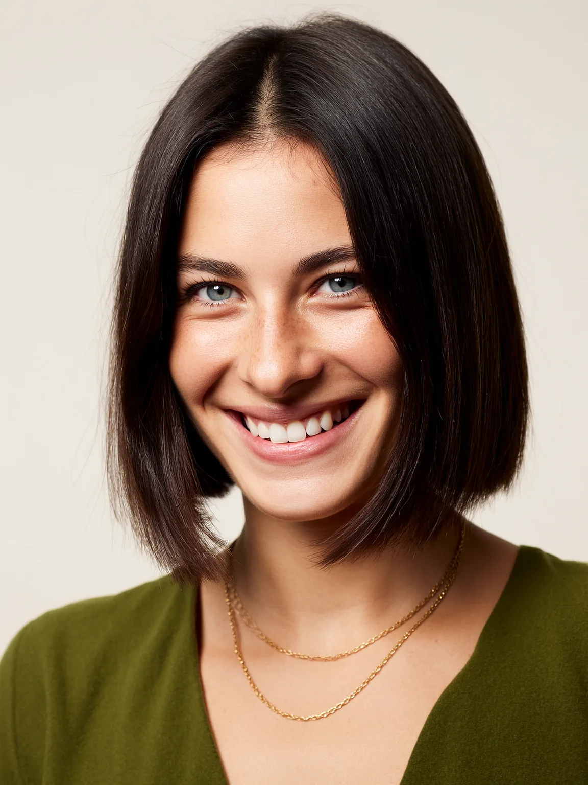 Refined Chocolate Brown Bob with Sleek Finish