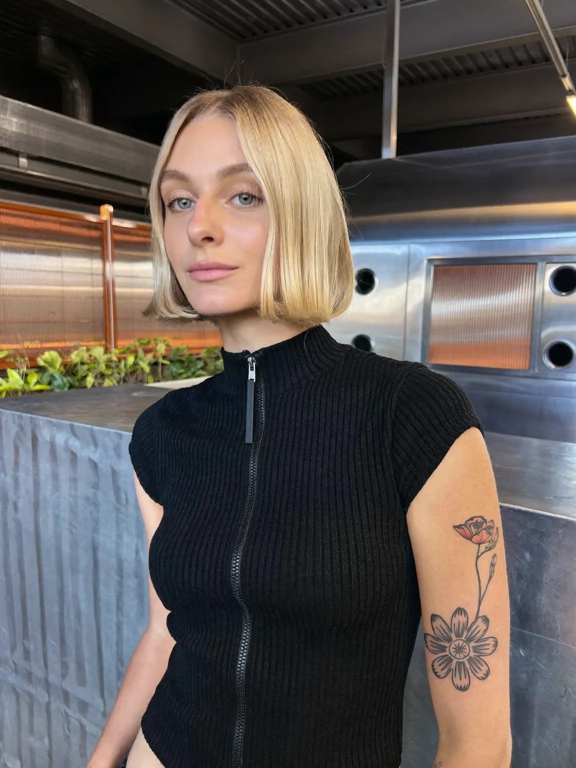 Creamy Vanilla Blonde Bob with Sleek Texture