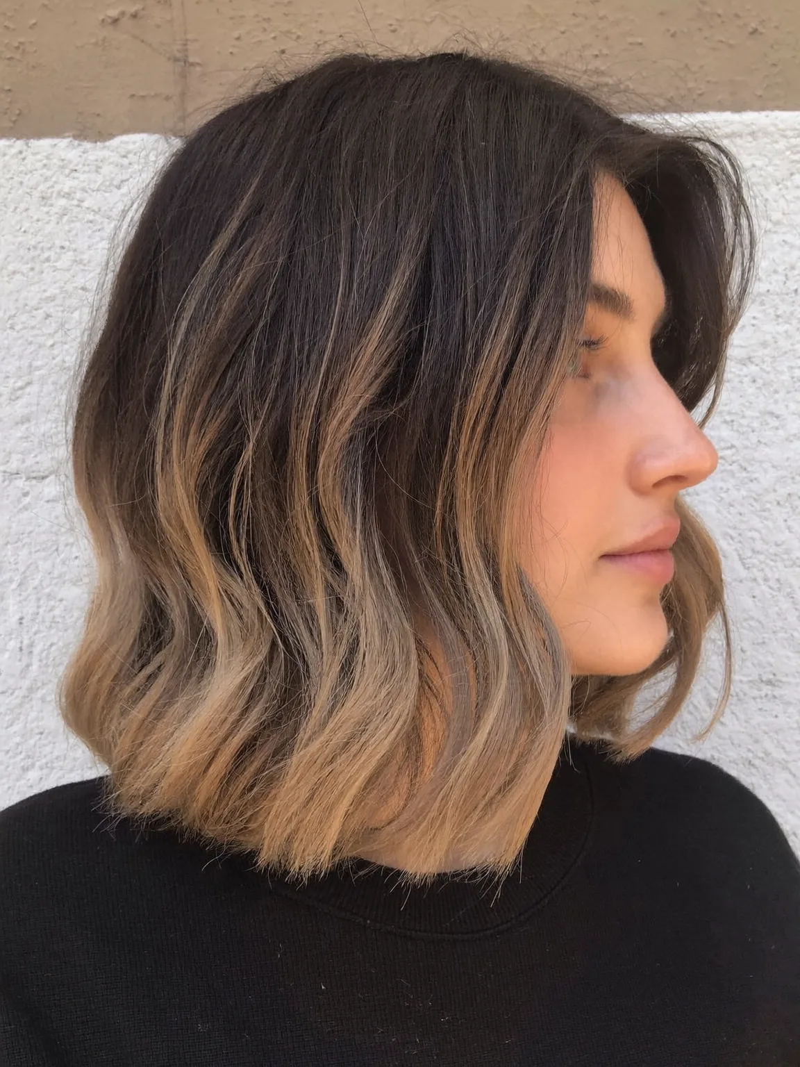 Soft Caramel Balayage Wavy Lob Without Bangs