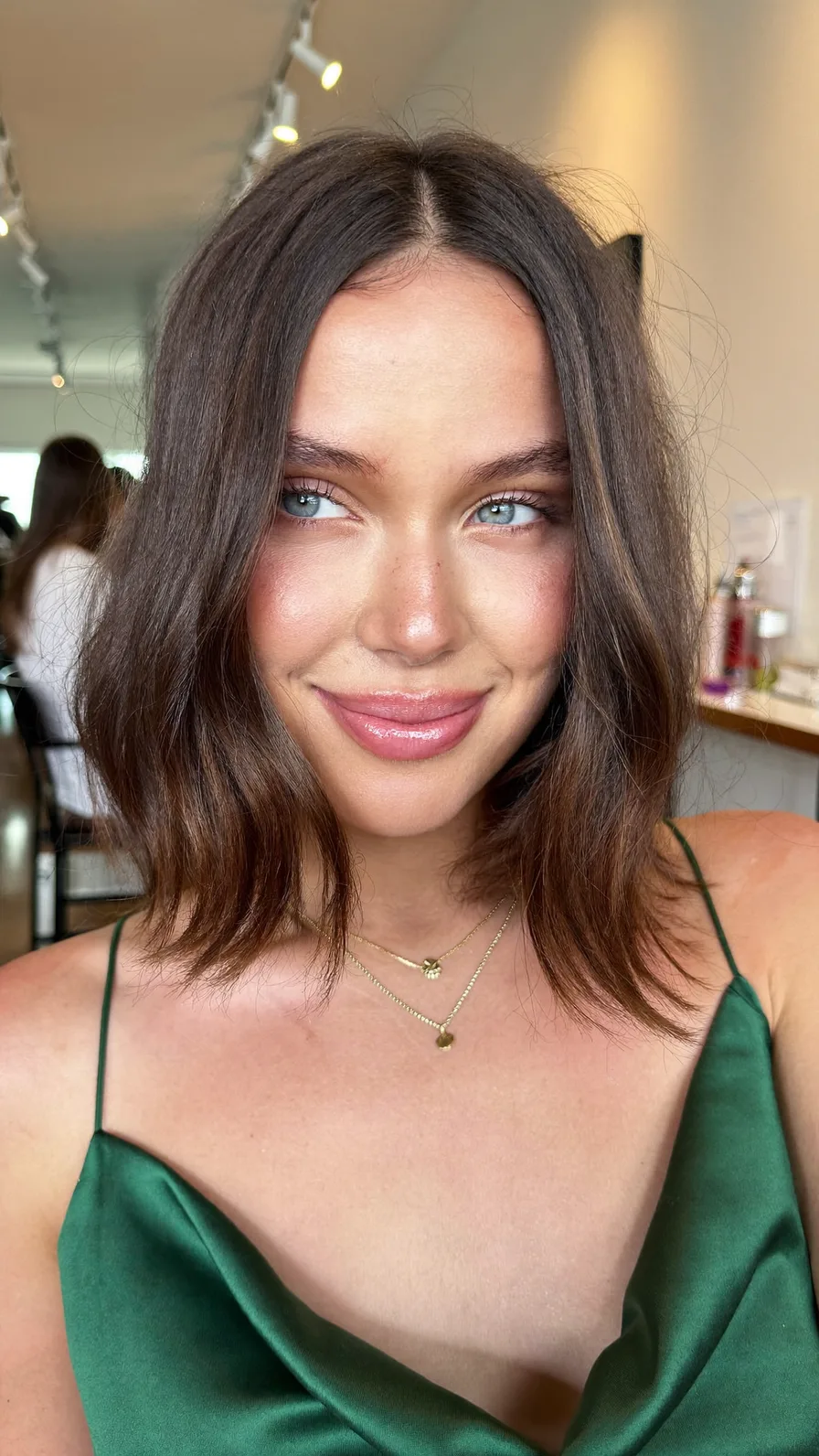 Modern Shoulder-Length Wavy Lob with Center Part