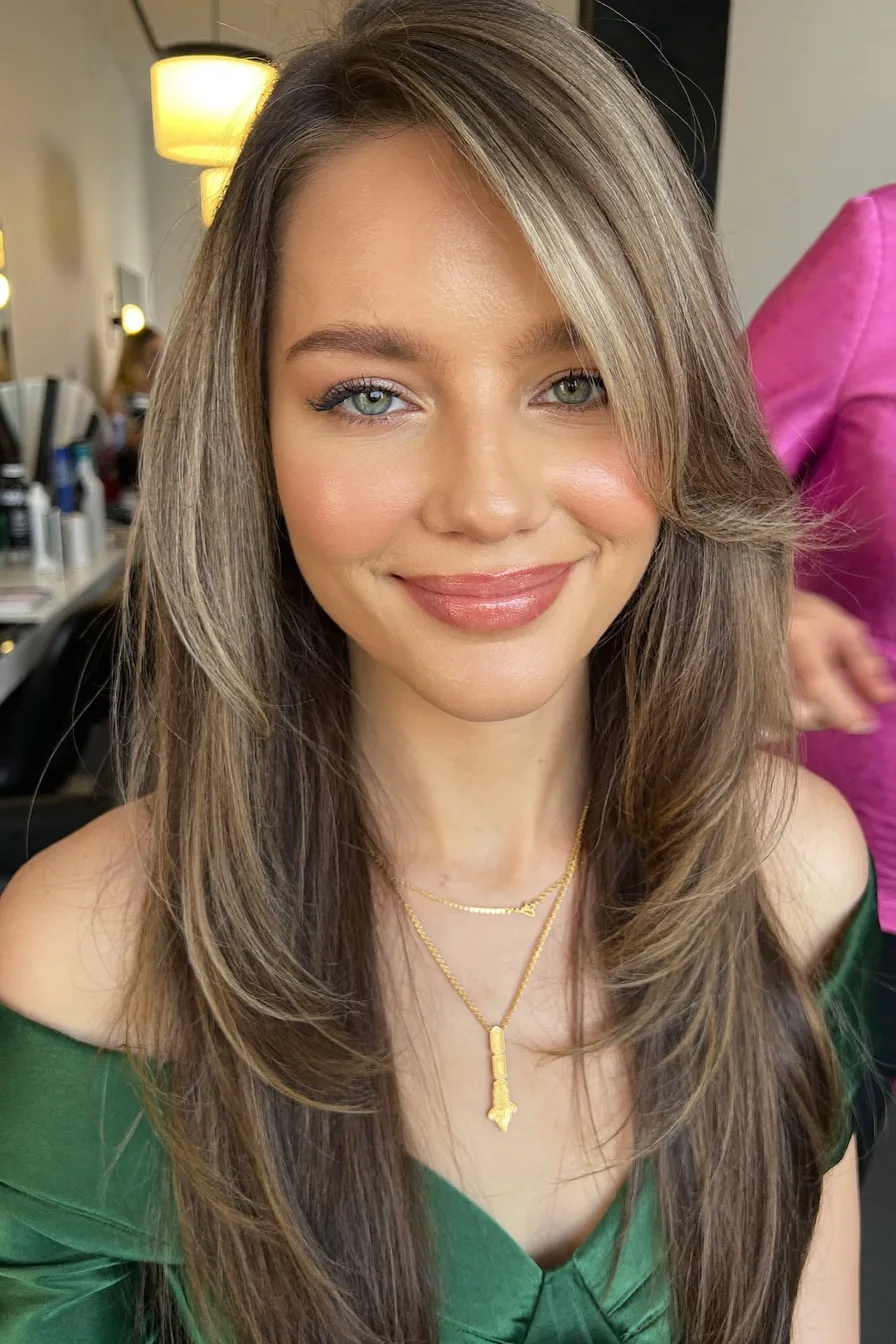 Layered Chrome Blonde with Subtle Face-Framing Highlights