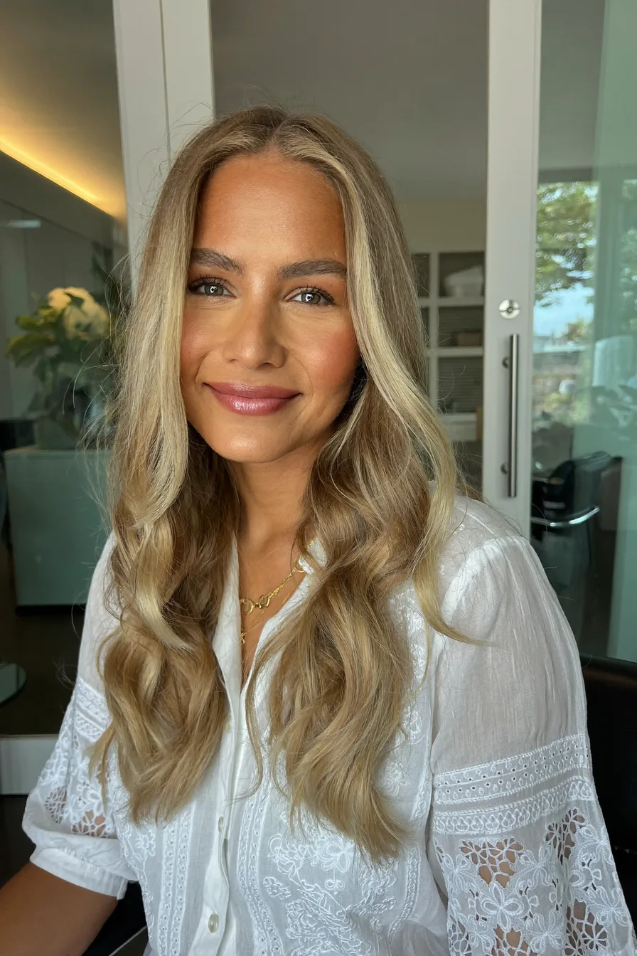 Soft Waves Chrome Blonde Hair for a Luminous Natural Edge