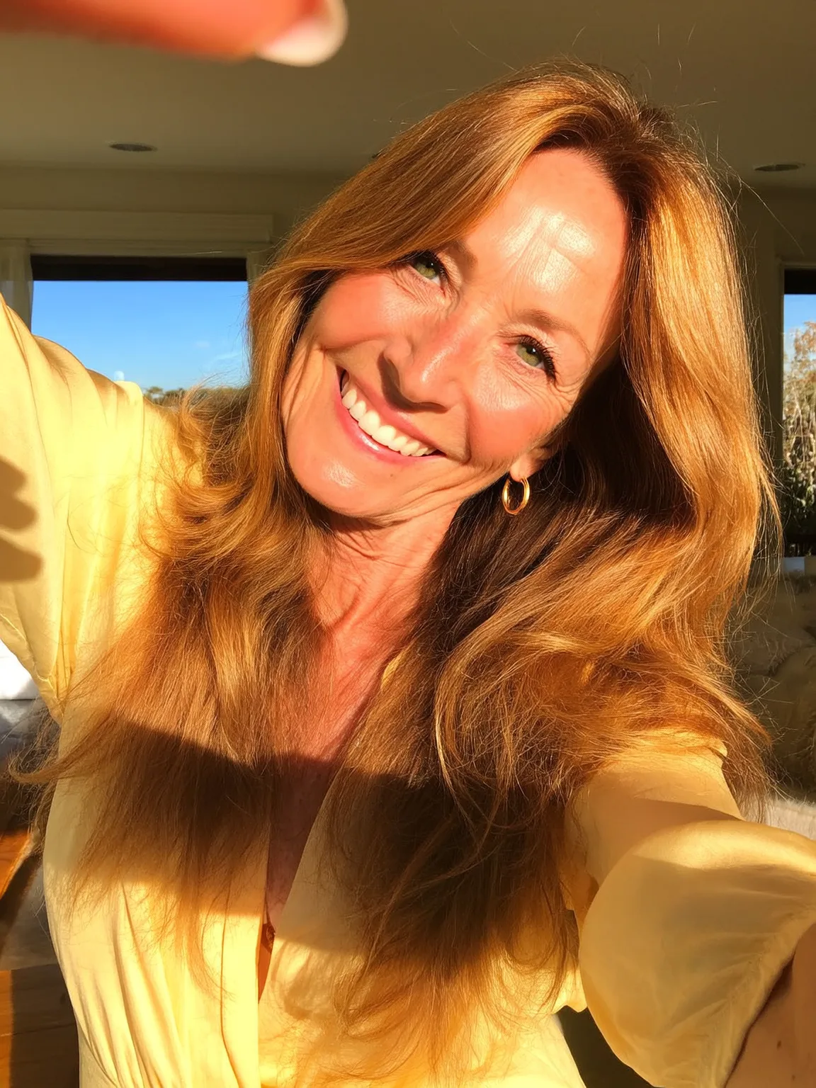 Long Wavy Golden Auburn Layers with Natural Highlights