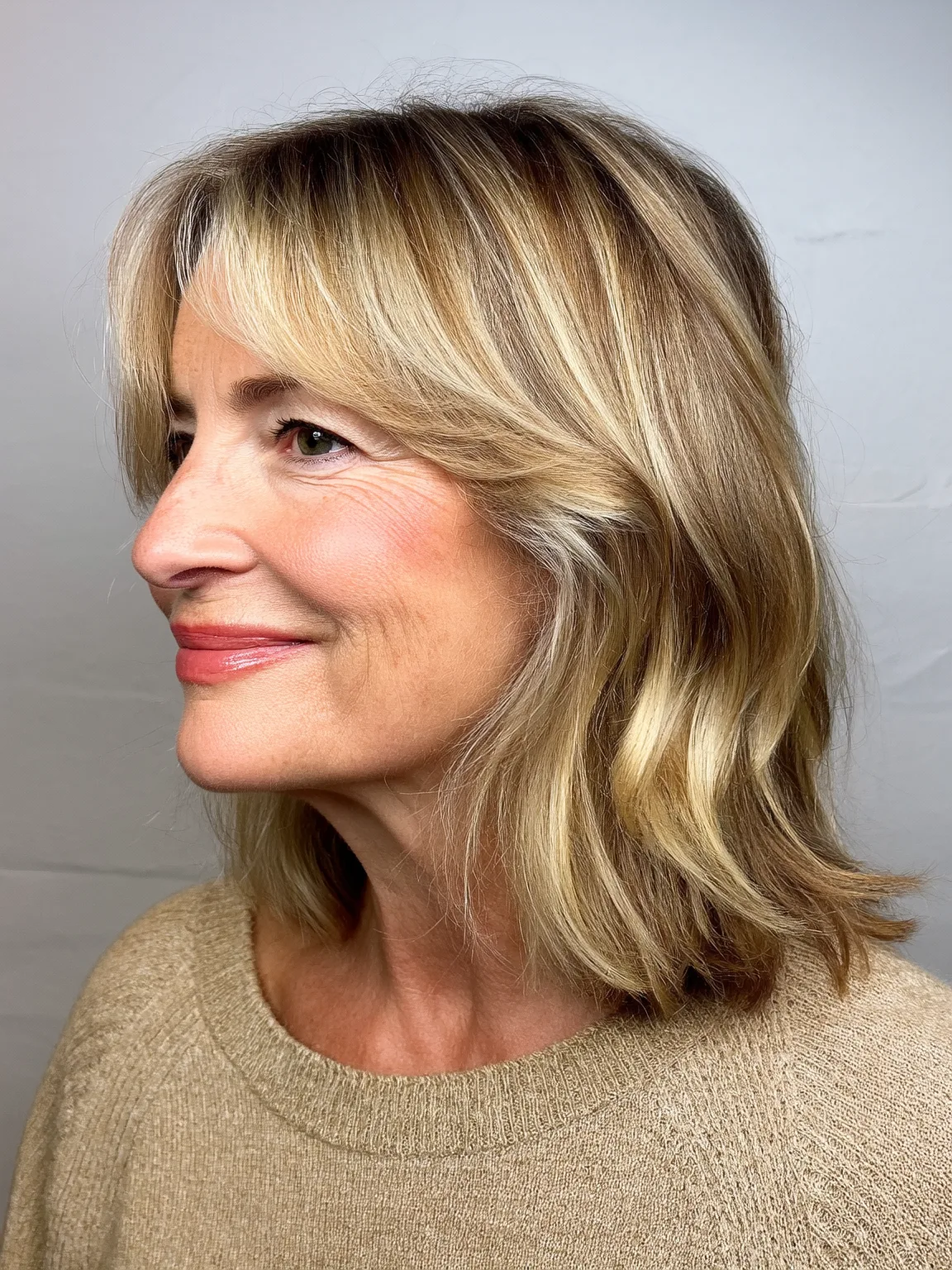Chin-Length Lob with Sandy Blonde Highlights
