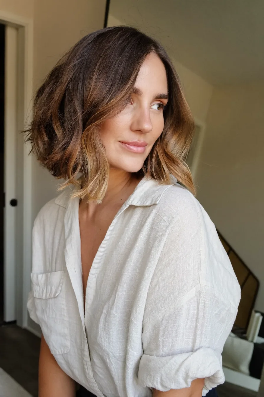 Textured Graduated Bob with Warm Caramel Balayage Highlights
