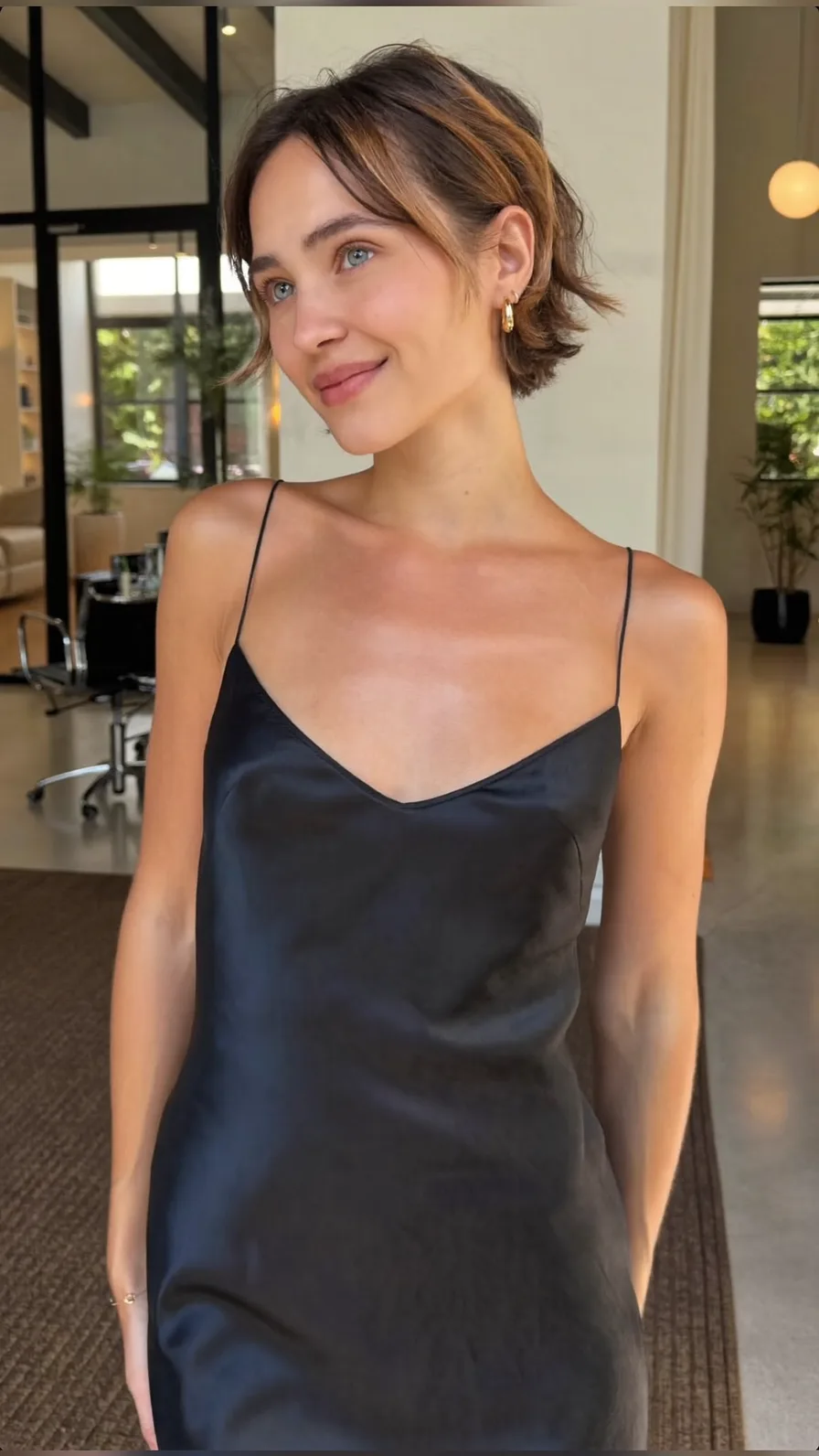 Textured Short Bob with Curtain Bangs and Caramel Balayage