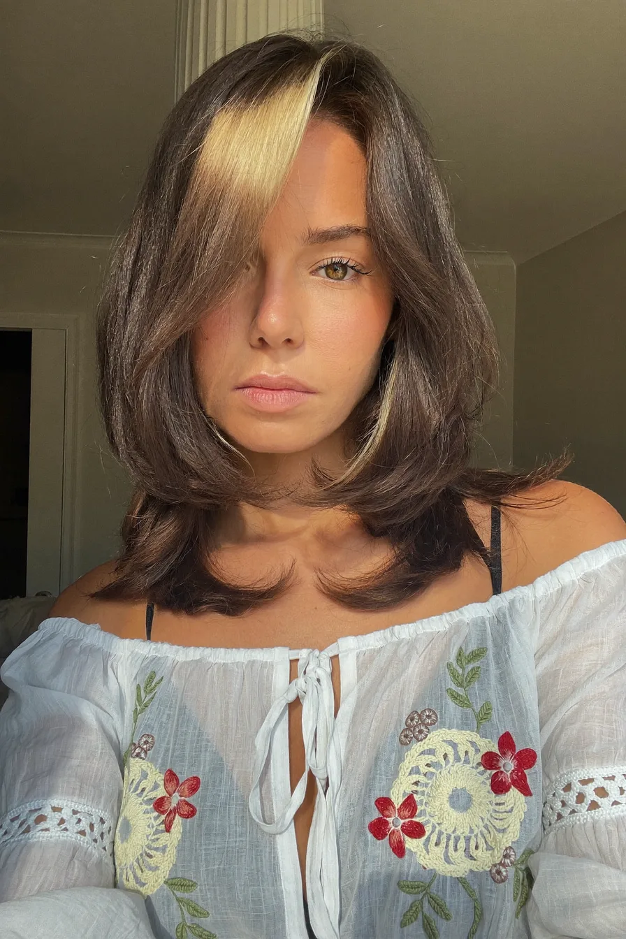 Layered Shoulder-Length Dark Brown Hair with Blonde Money Piece