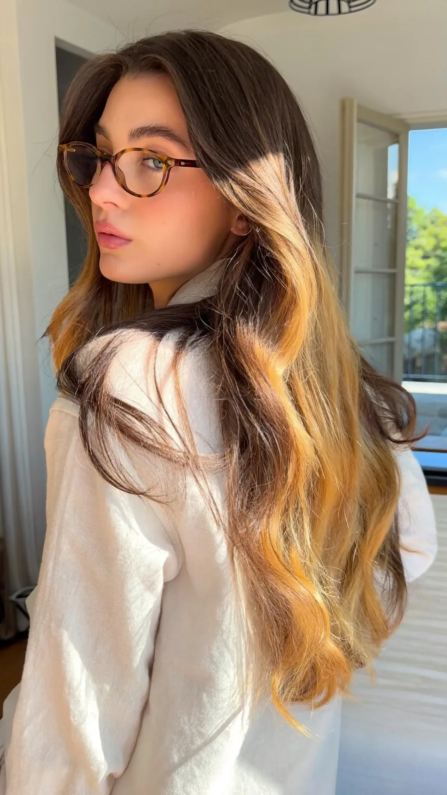 Modern Long Layered Hair with Honey Blonde Balayage Highlights