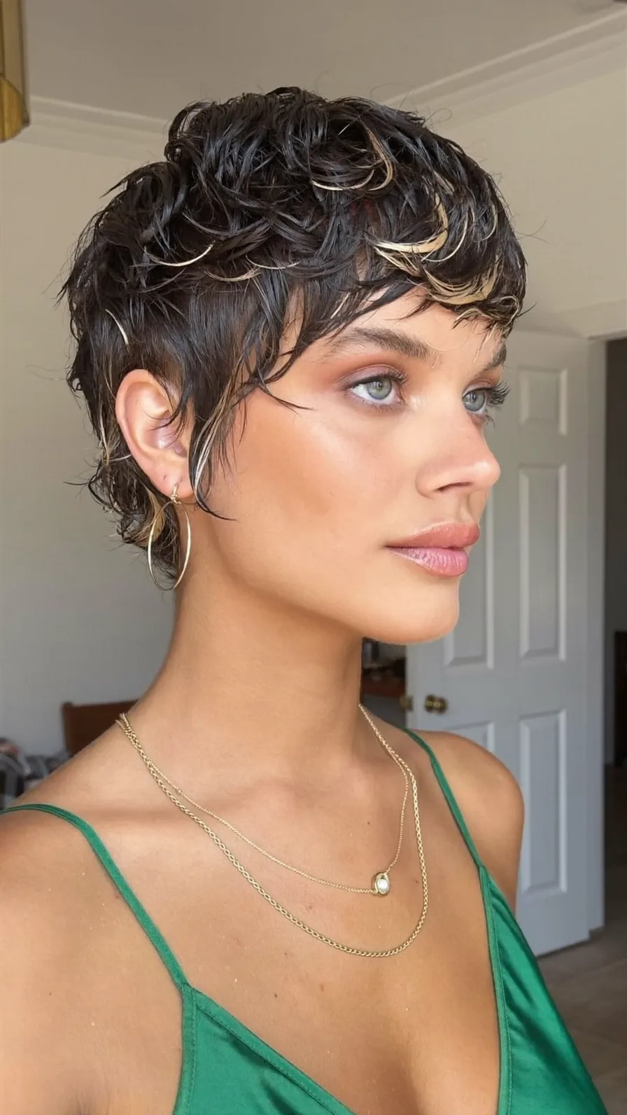 Textured Pixie Cut with Dimensional Money-Piece Highlights