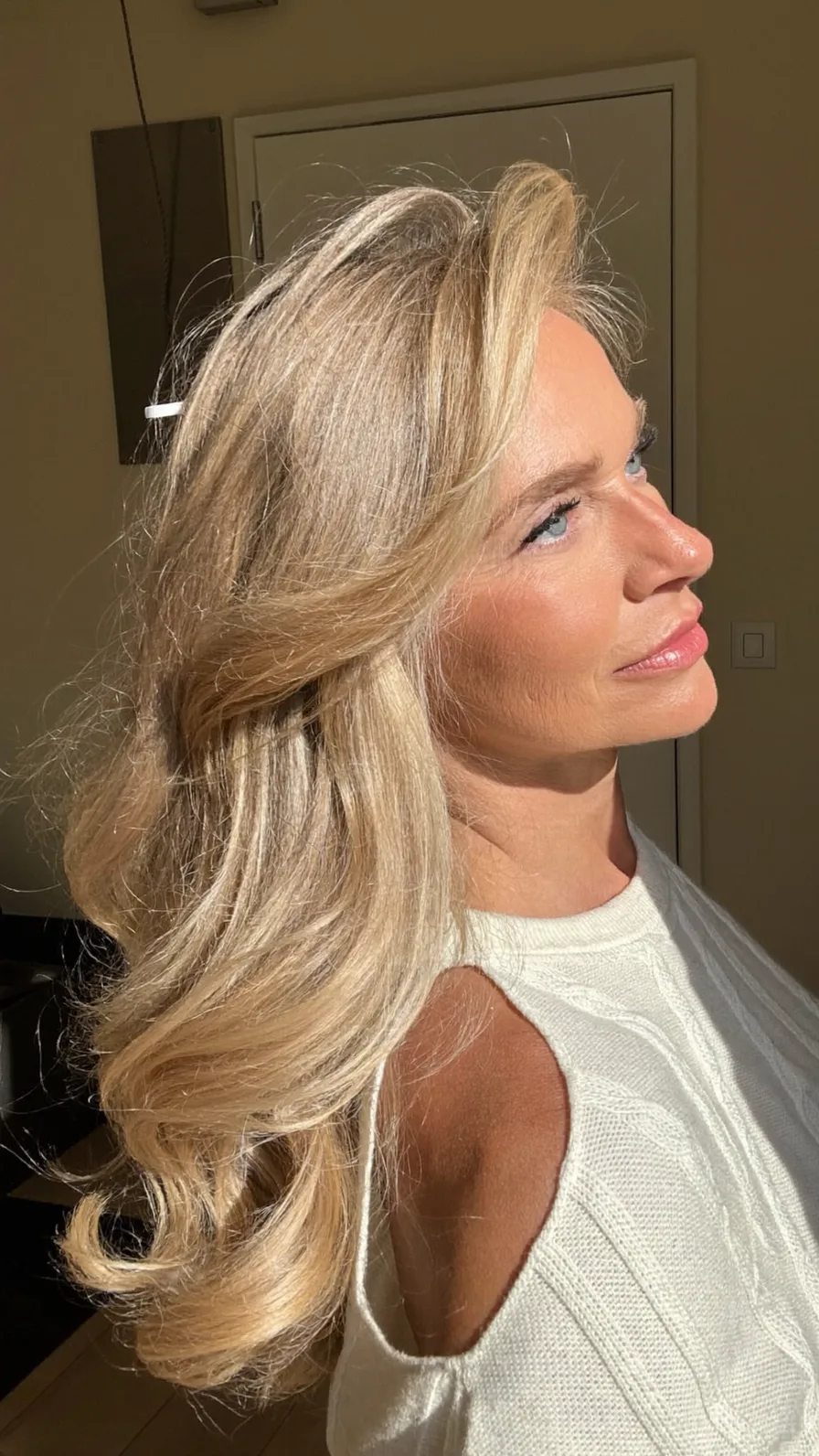 Elegant Voluminous Long Layers with Side-Swept Balayage Highlights