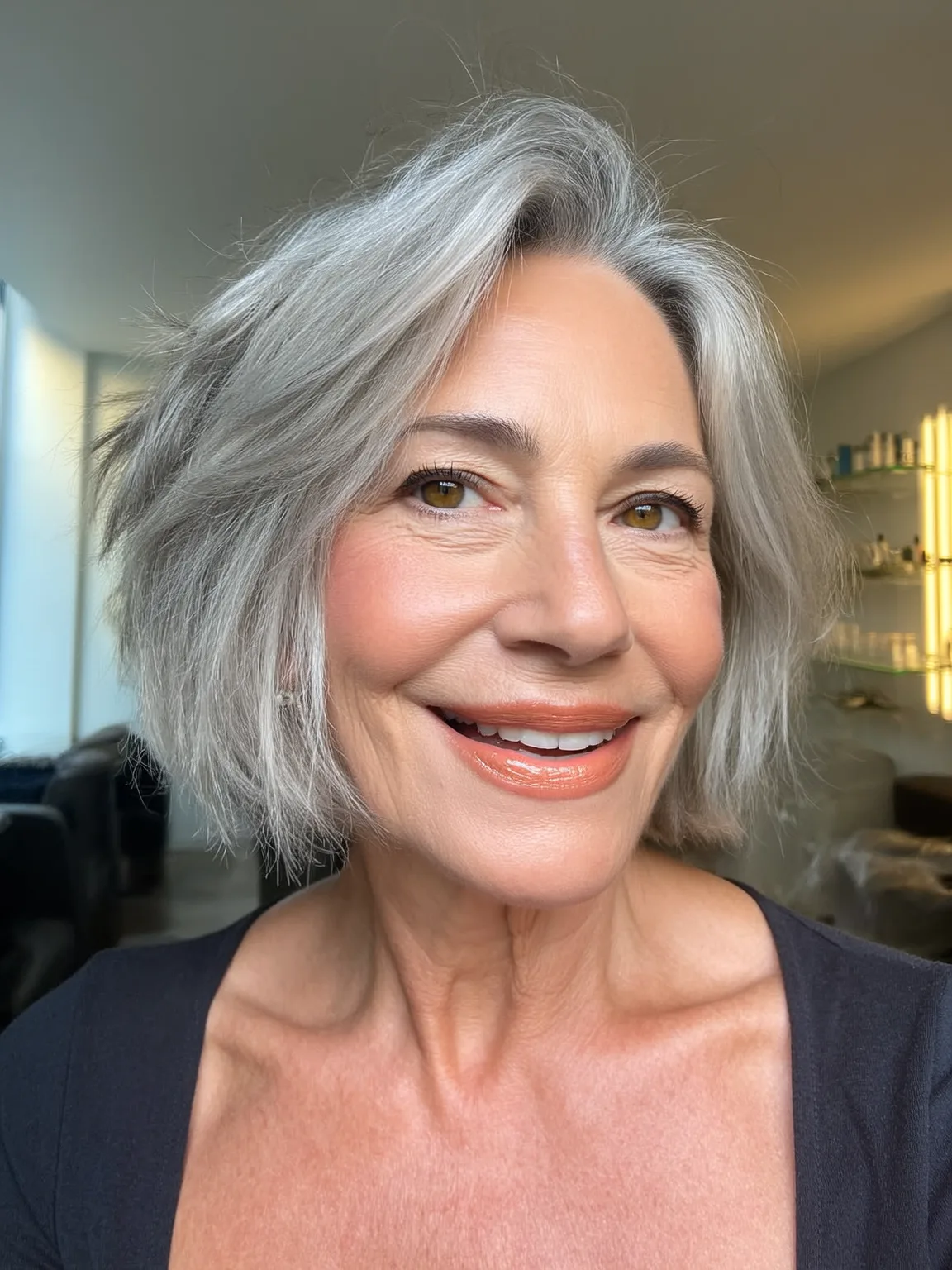 Simple Silver Frost Straight Chin-Length Bob