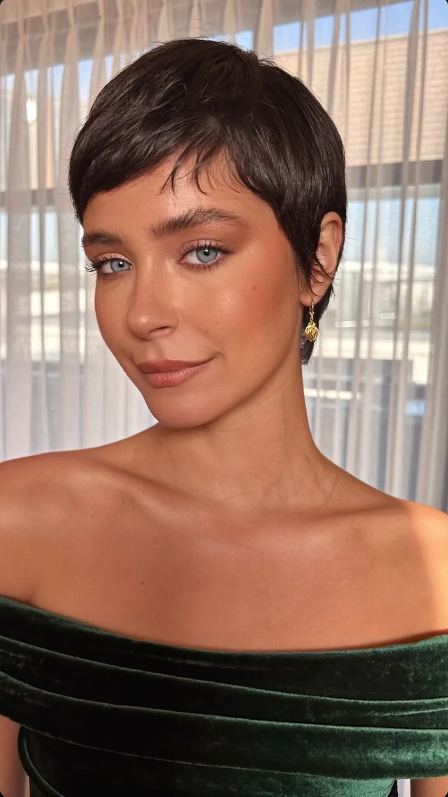 Textured Wispy Pixie Cut with Deep Side Part and Choppy Ends