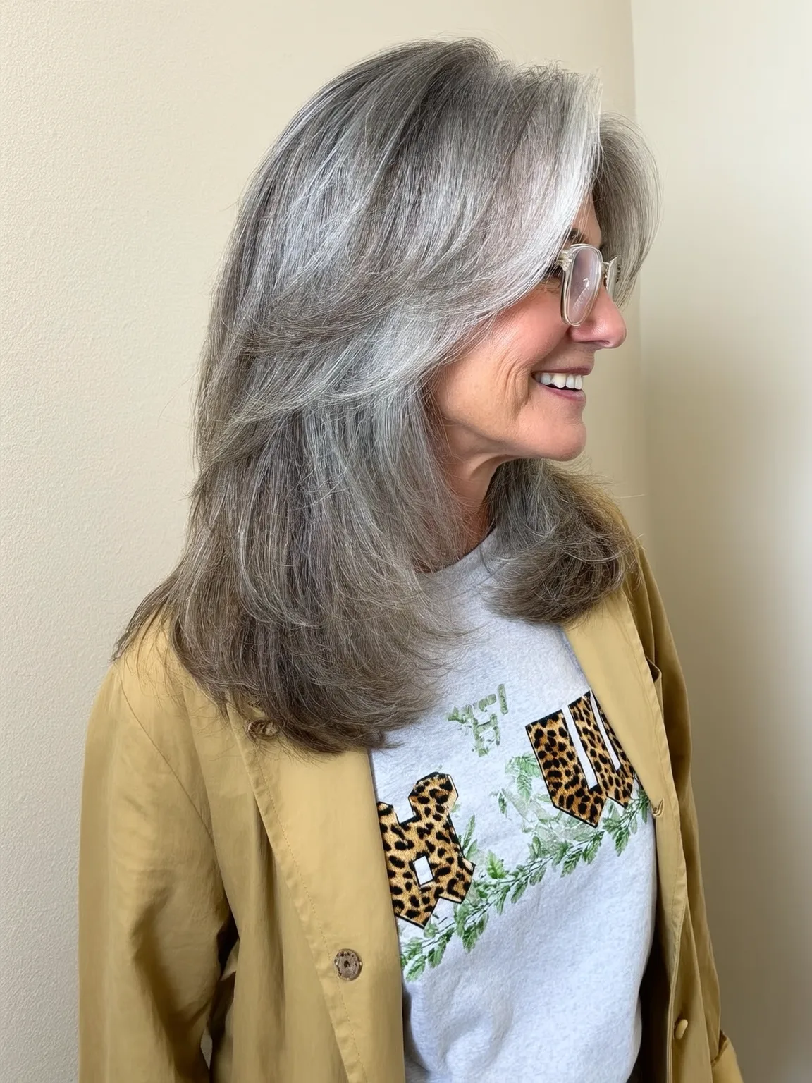 Long Medium-Volume Straight Silver Frost Layers