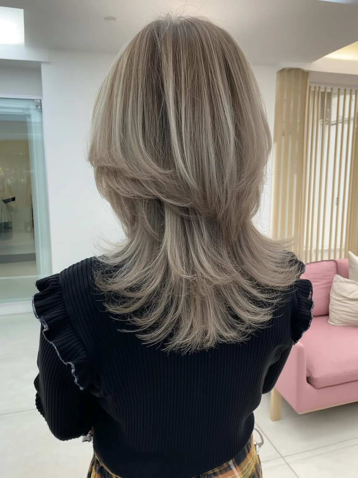 Medium Straight Soft Sandy Blonde Layers Without Bangs