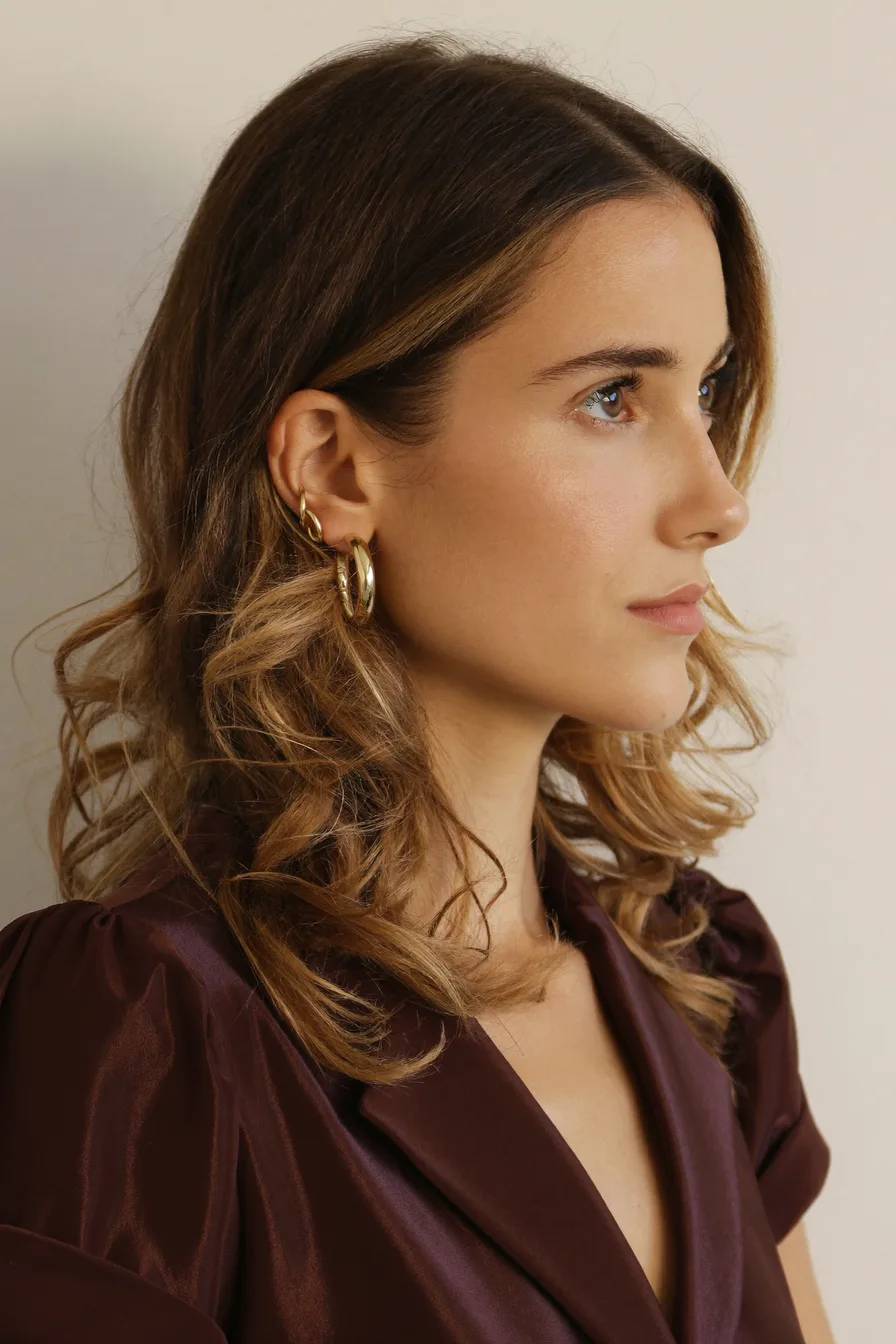 Soft Curls with Honey Blonde Long Layered Hairstyle Volume
