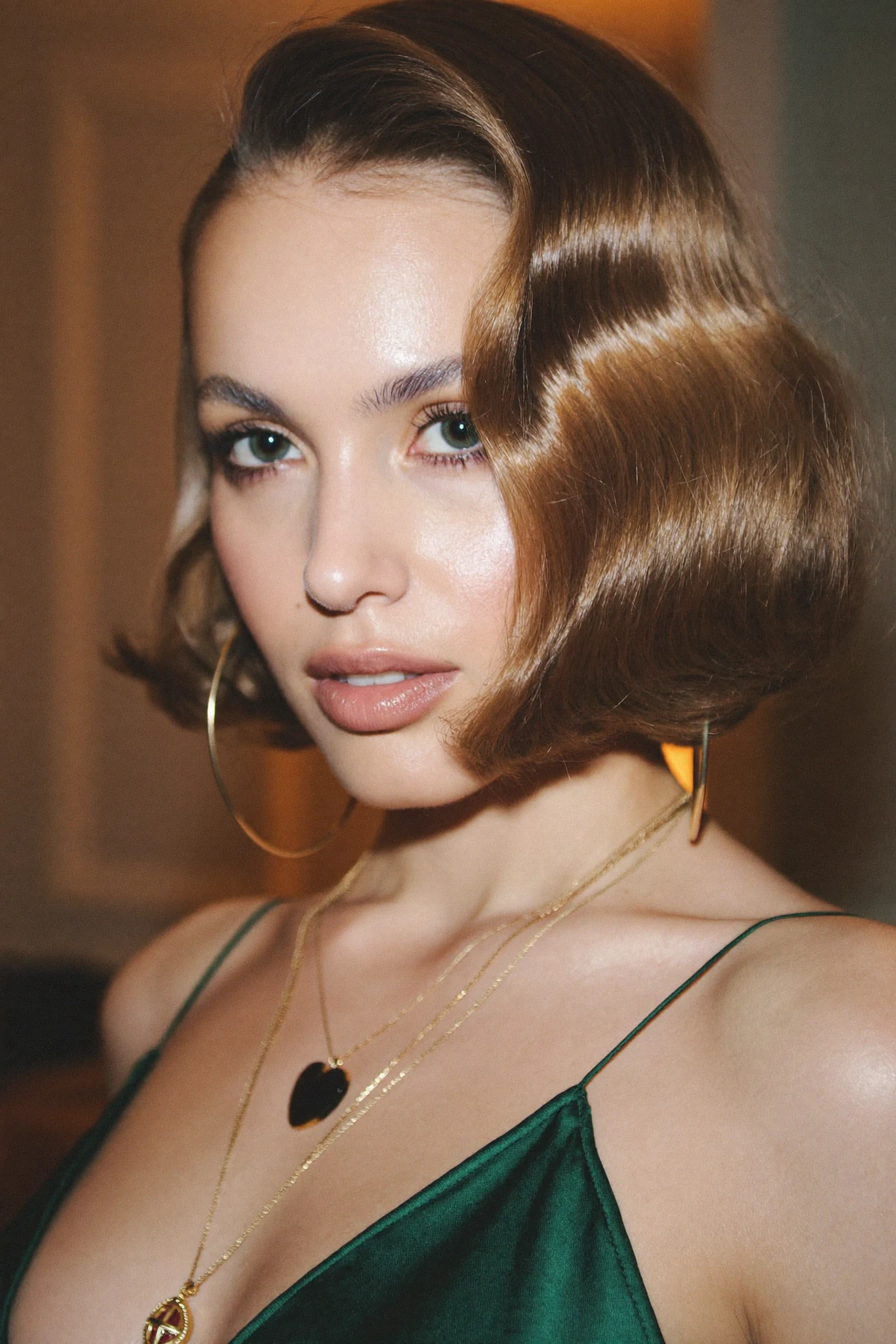 Chin-Length All-Over Caramel Lob with Natural Glass Waves