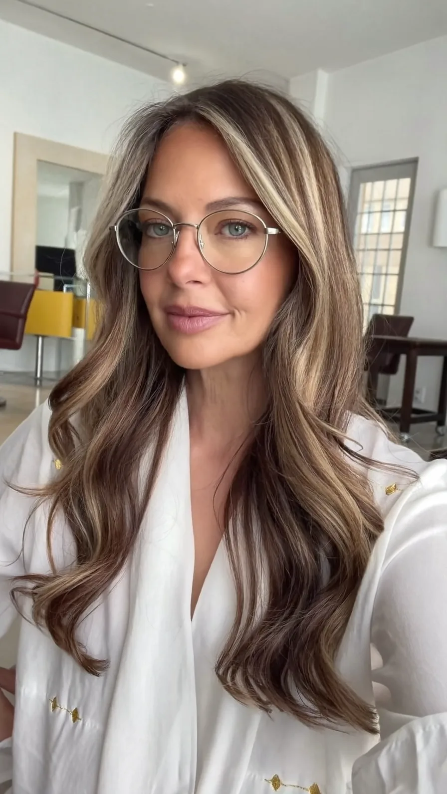 Soft Wavy Long Layers with Honey Blonde Highlights
