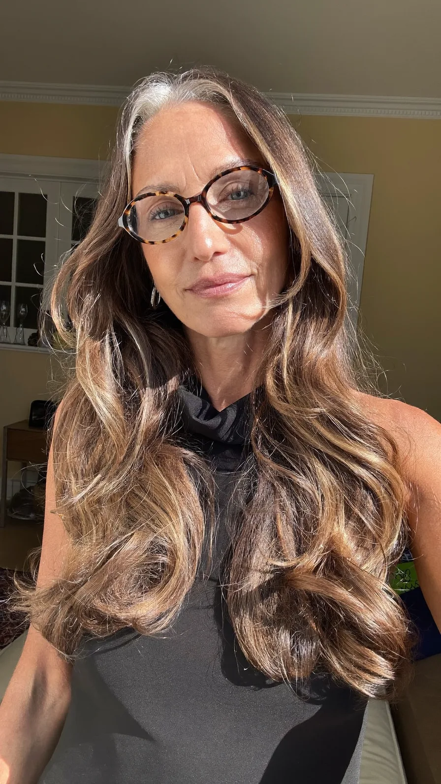 Classic Long Wavy Balayage with Rounded Layered Ends