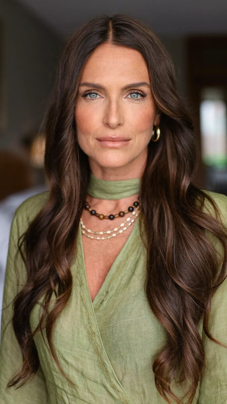 Elegant Long Wavy Layers with Rich Chocolate Brown Tones